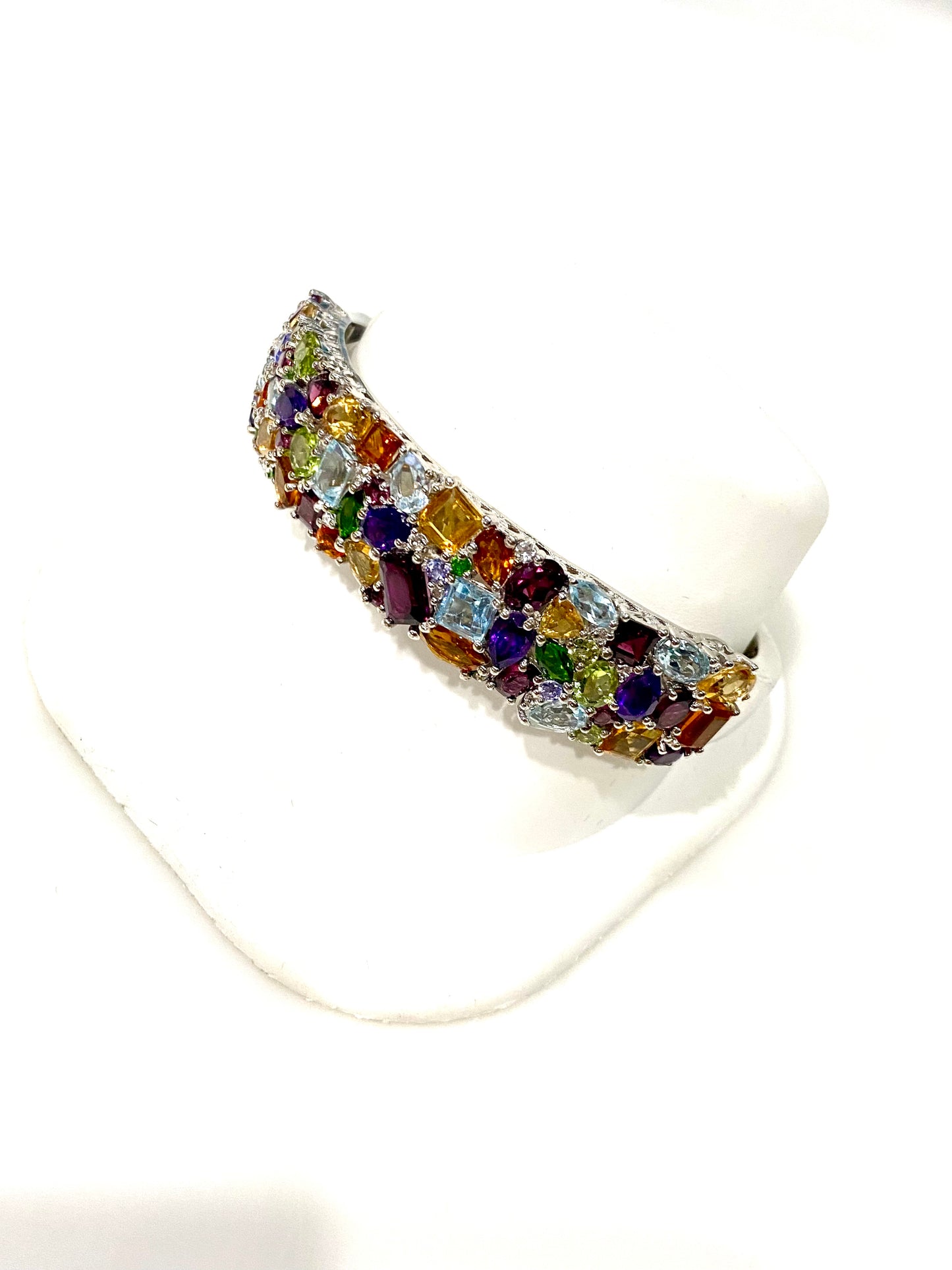 GORGEOUS CONFETTI SEMI PRECIOUS STONE HINGED CUFF BRACELET