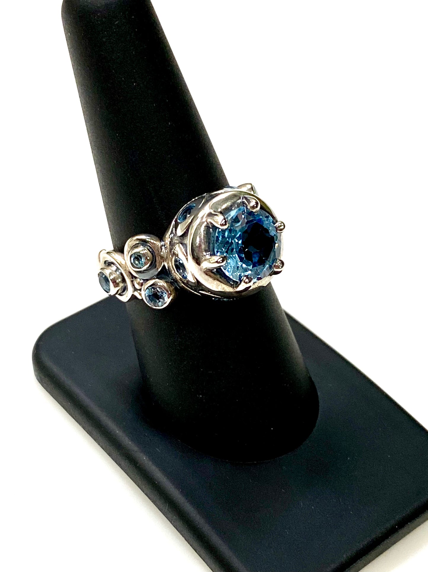 GORGEOUS BLUE TOPAZ SOLID STERLING SILVER RING