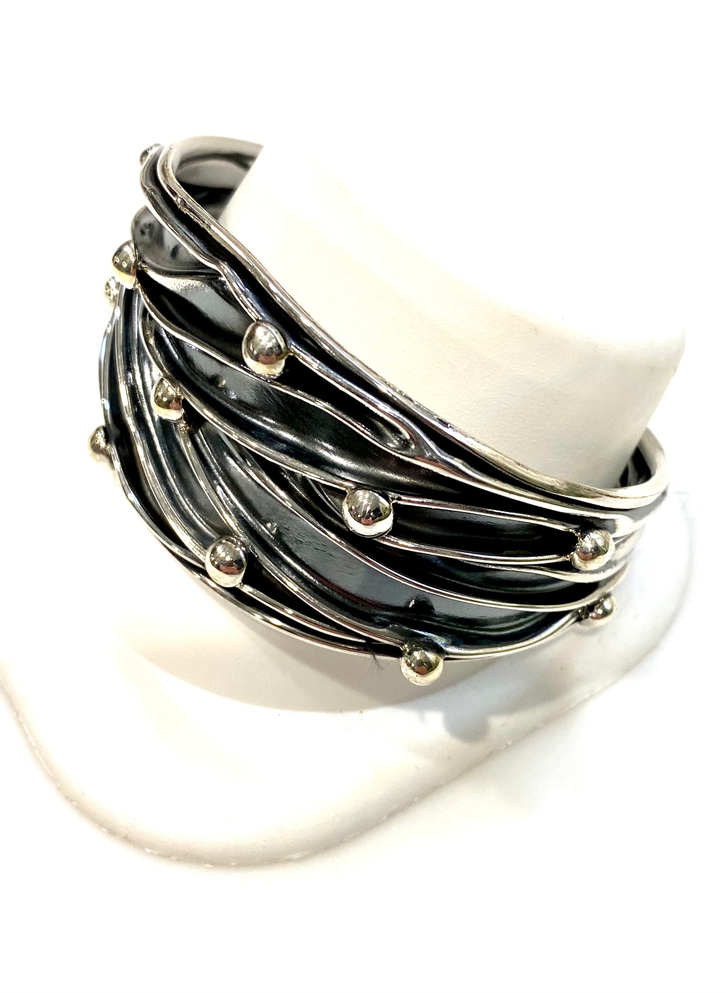 BEAUTIFUL WAVY OXIDIZED STERLING SILVER ORB CUFF BRACELET