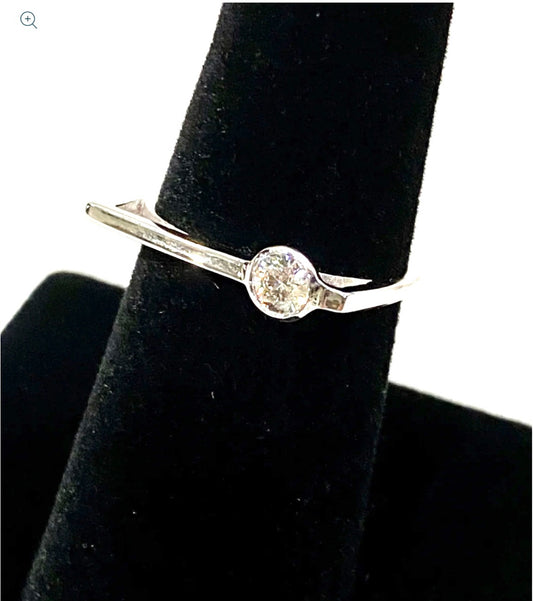 Unique Modern 14k Diamond Ring