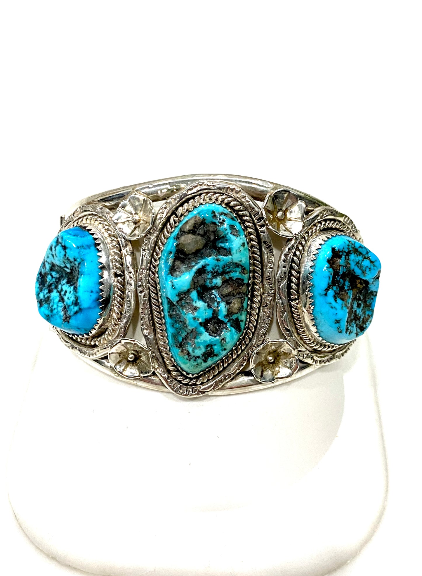 BEAUTIFUL GENUINE TURQUOISE SOLID STERLING SILVER CUFF BRACELET