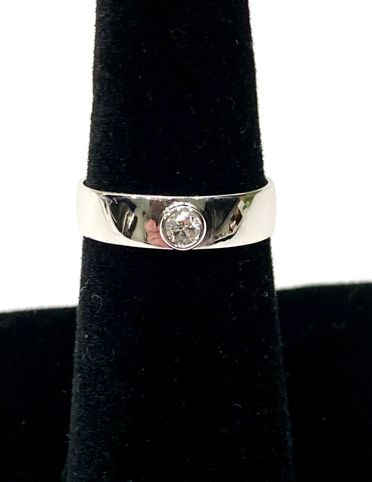 White Gold And Diamond Ring