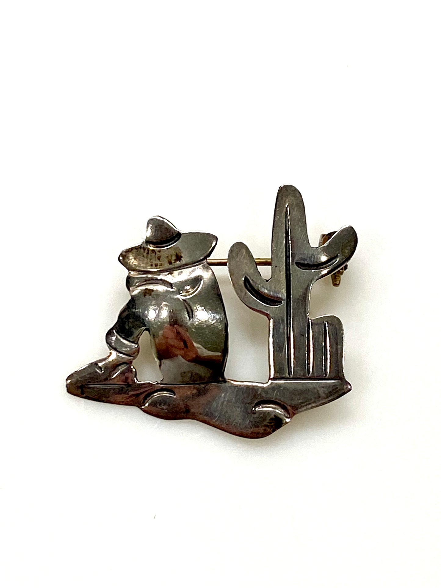 VINTAGE MEXICAN SOUTHWESTERN MAN AND CATUS STERLING SILVER PIN/BROOCH