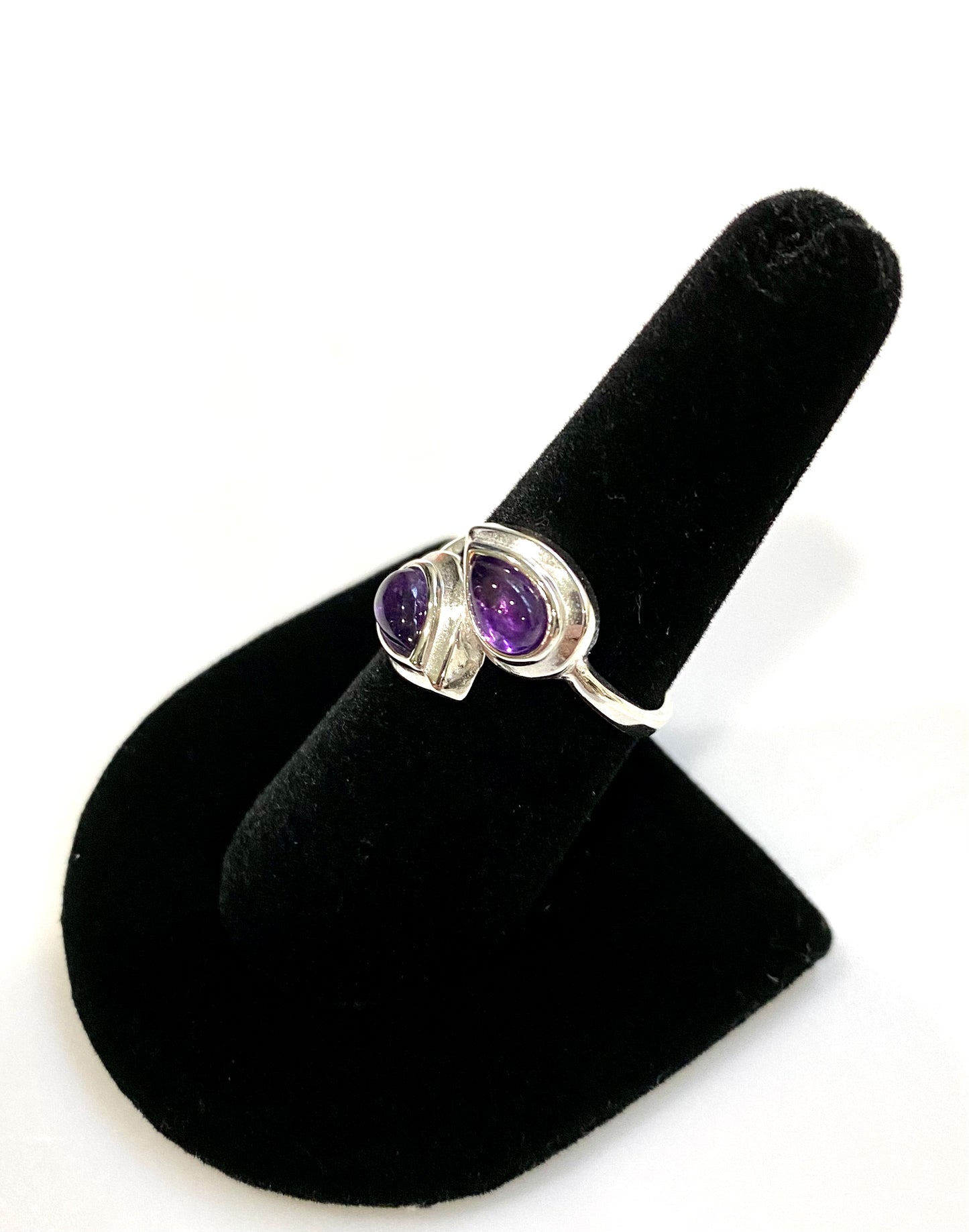 BEAUTIFUL ROYAL PURPLE AMETHYST CABOCHON STERLING SILVER RING