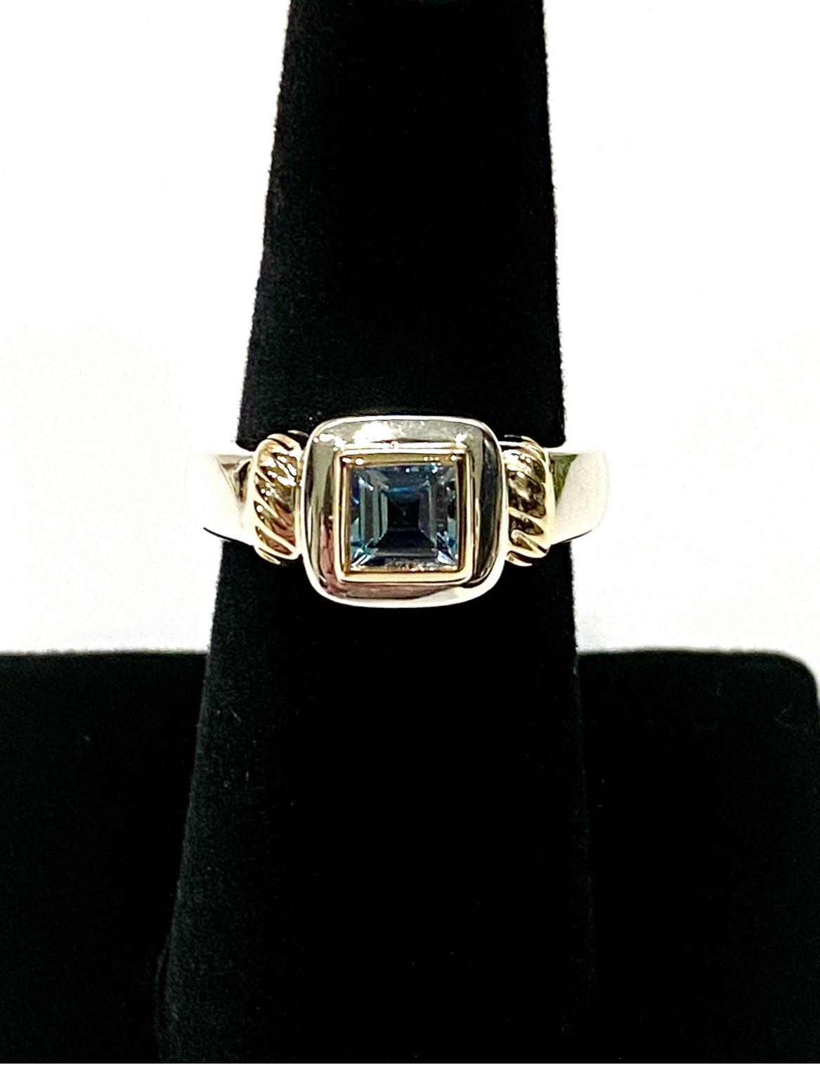 GORGEOUS SOLID STERLING SILVER 14k RING WITH STEP CUT AQUAMARINE