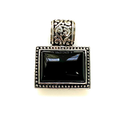 GORGEOUS BLACK ONYX IN STERLING SILVER PENDANT