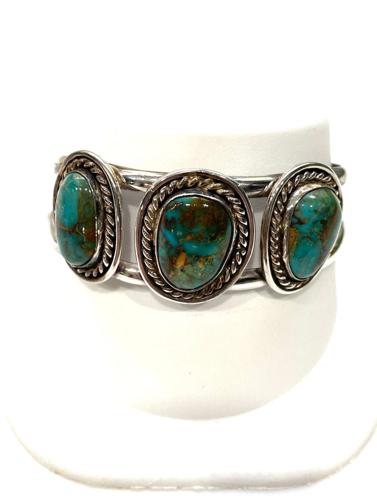 GORGEOUS GENUINE TURQUOISE SOLID STERLING SILVER CUFF BRACELET