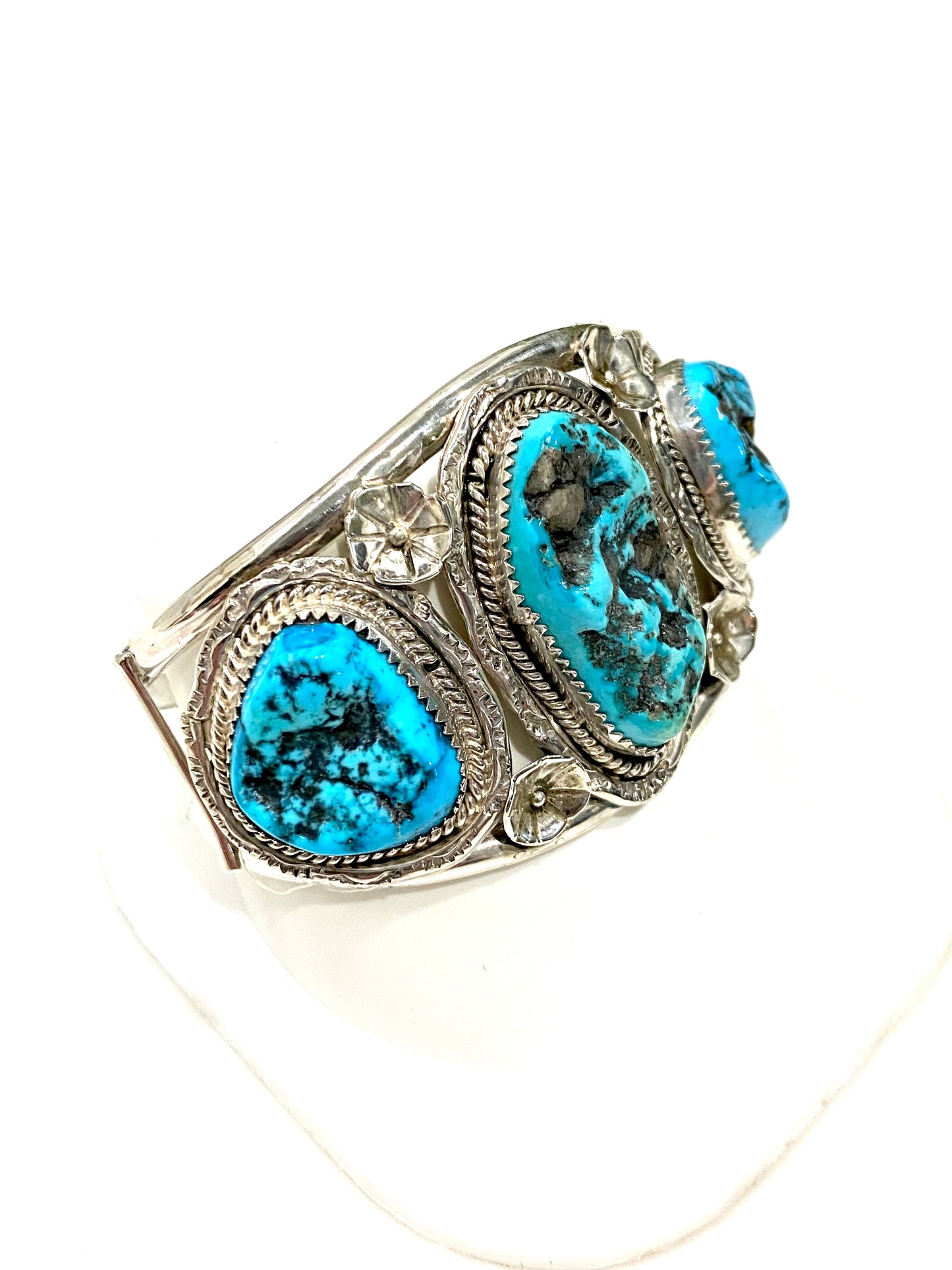 BEAUTIFUL GENUINE TURQUOISE SOLID STERLING SILVER CUFF BRACELET