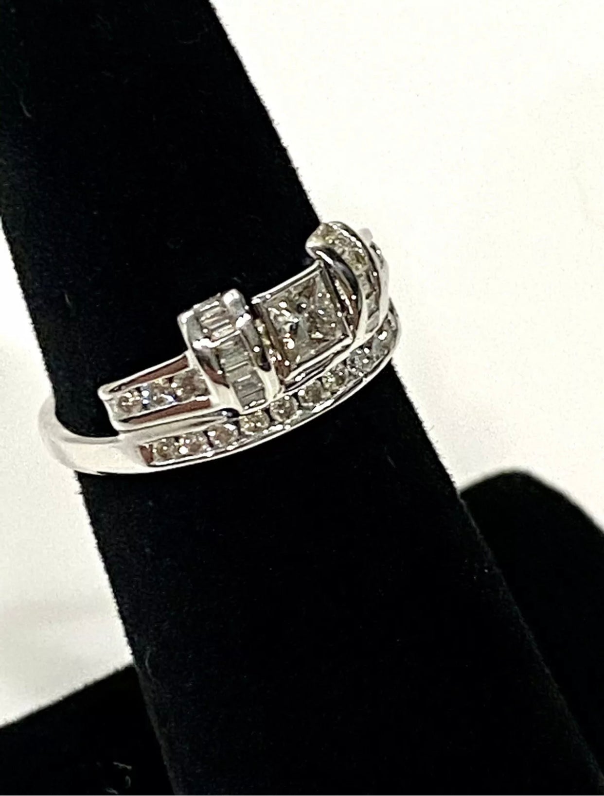 Gorgeous Vintage Style Diamond Ring