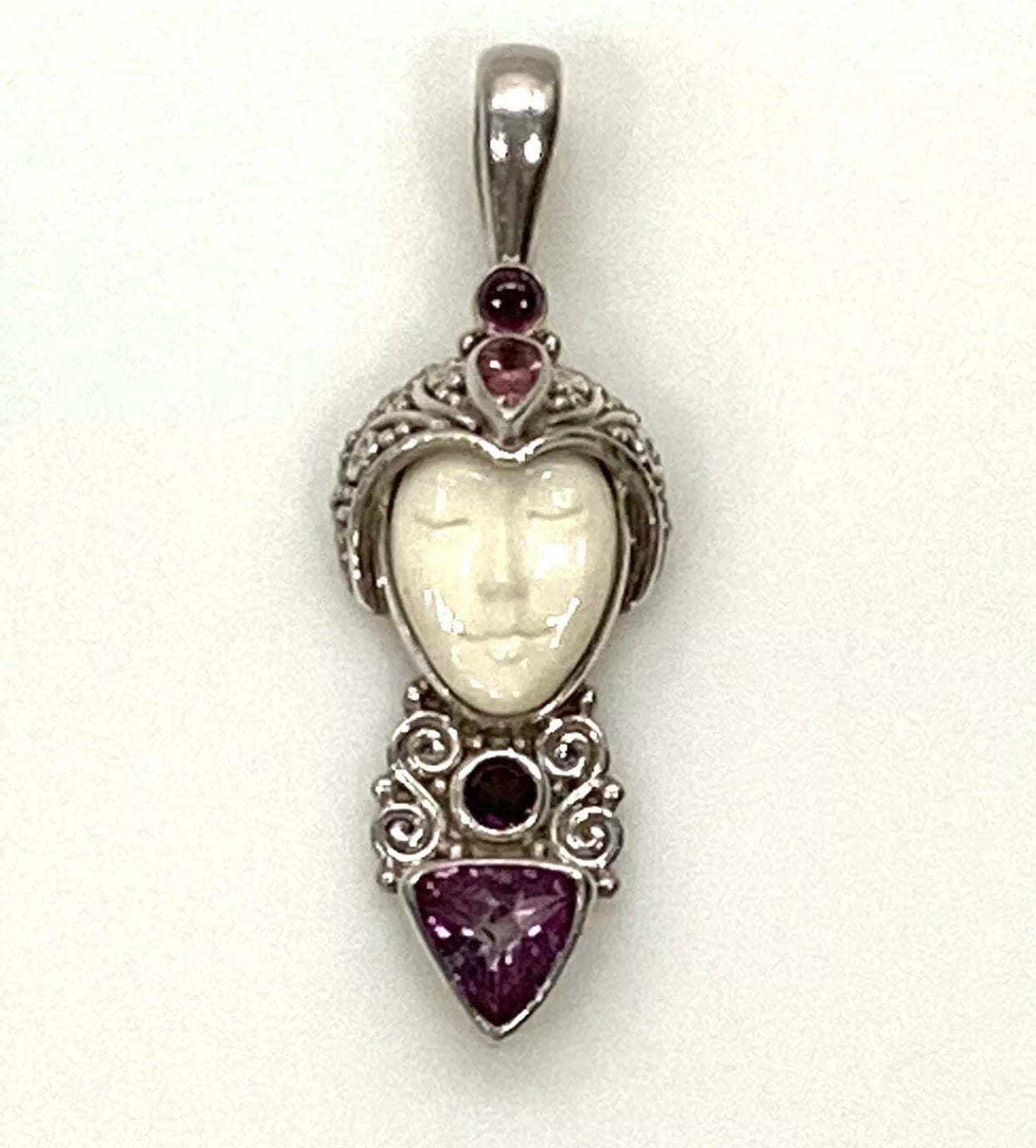 Sajen Designer Amethyst Pendant