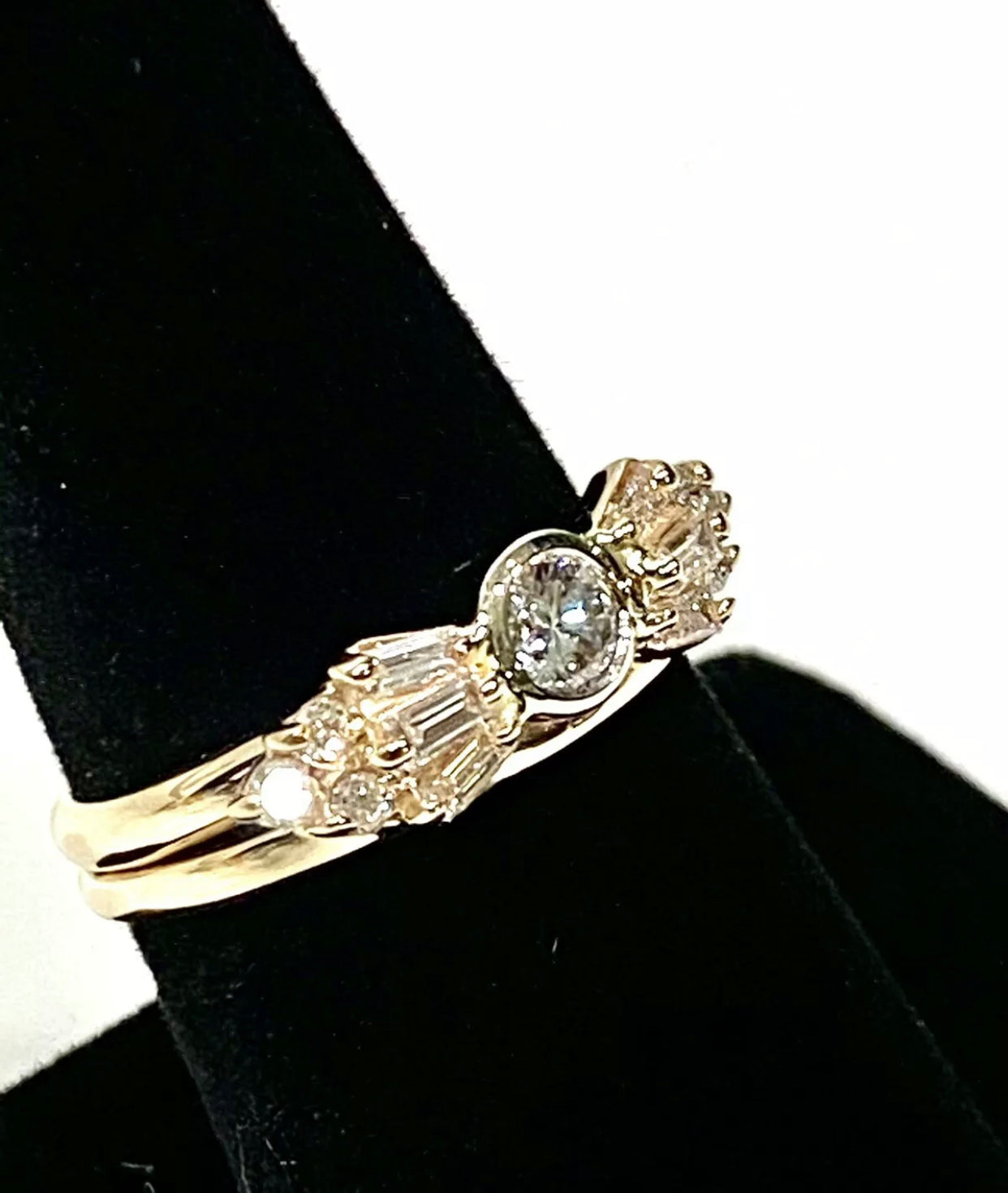 Exquisite Diamond 14k Ring