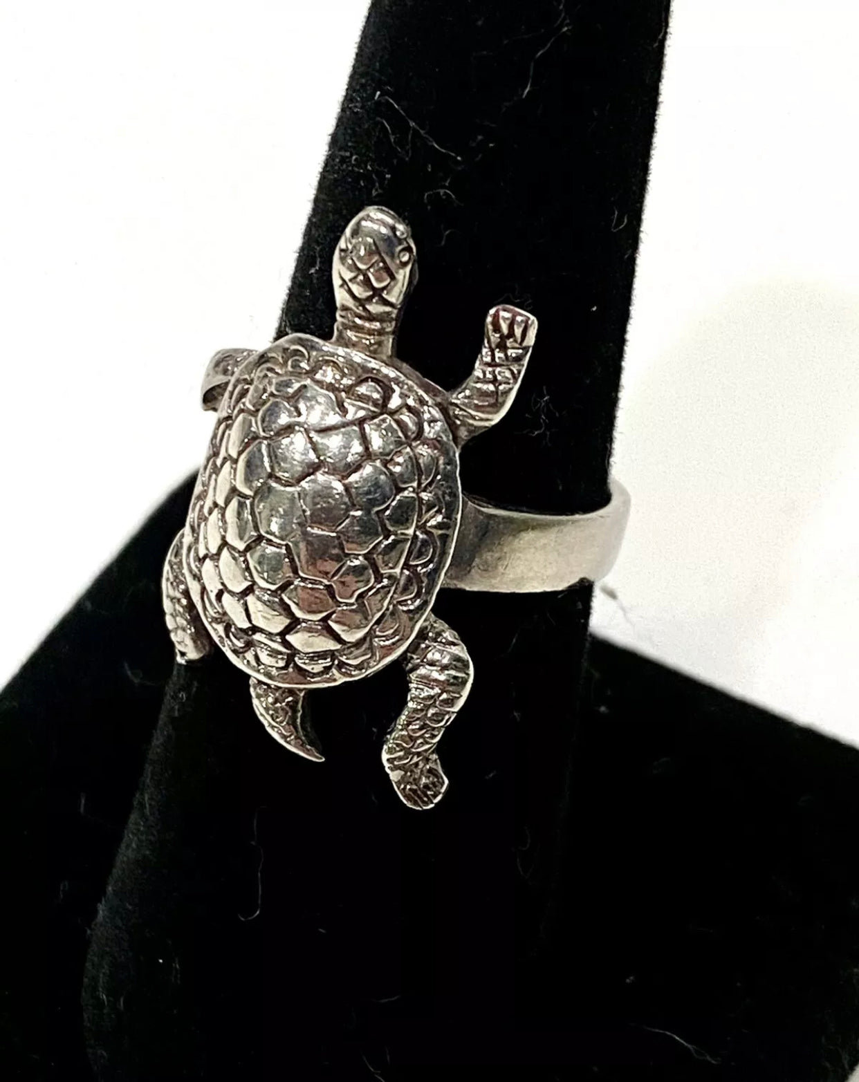 Small Tortoise Ring – Raajraani