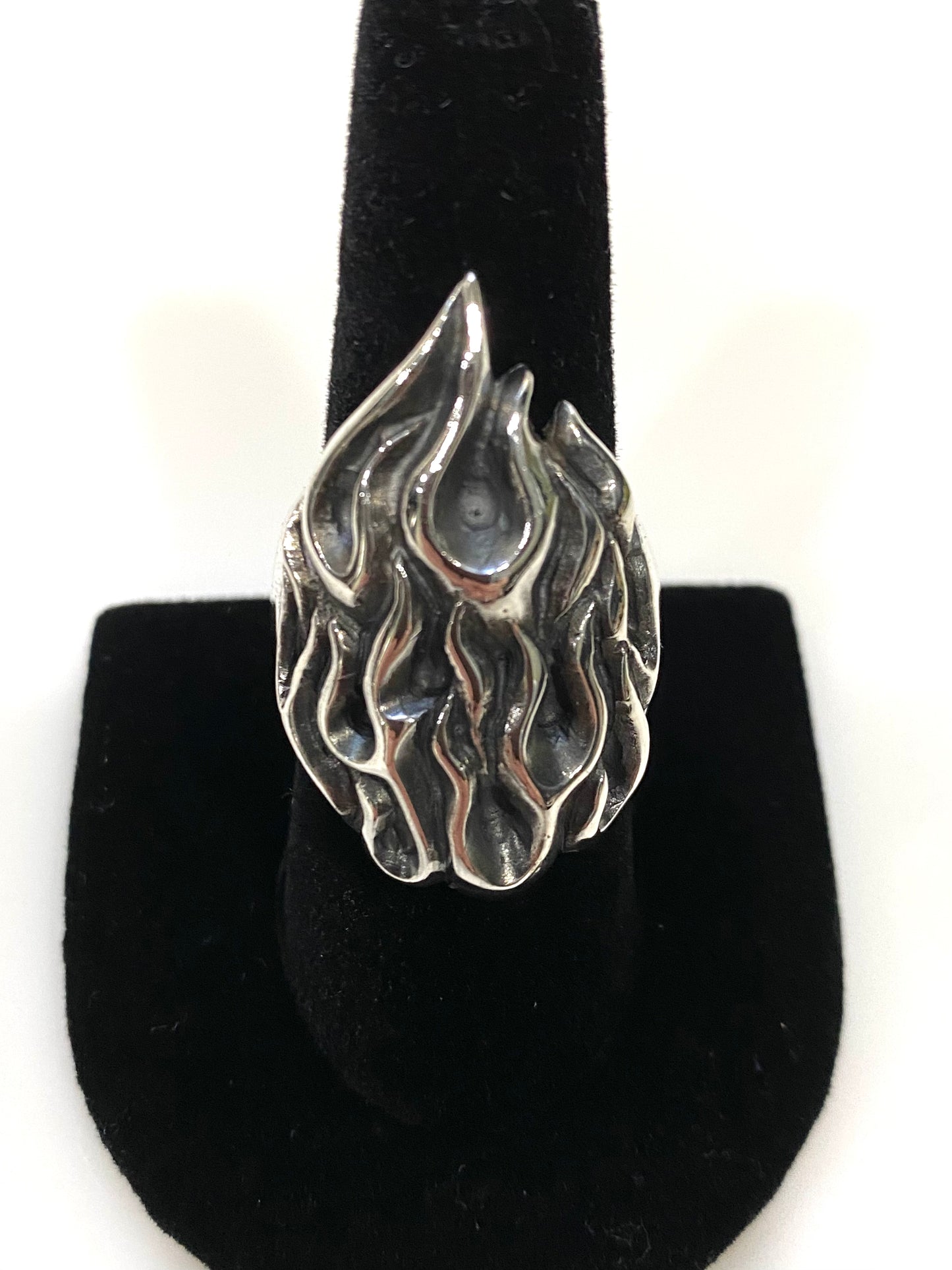 UNIQUE ARTISTIC SOLID STERLING SILVER RING