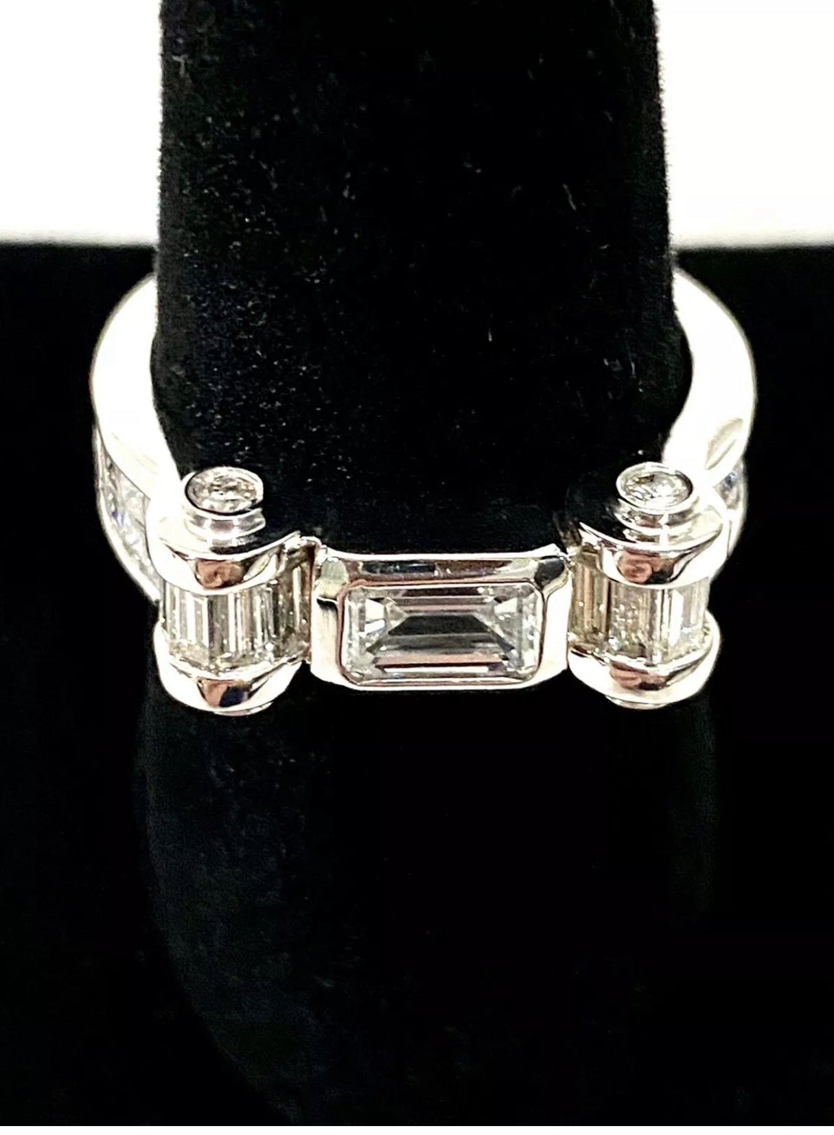 Diamonds!! 18k White Gold