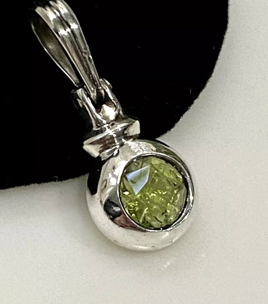 Vintage Genuine Peridot Sterling Silver Pendant