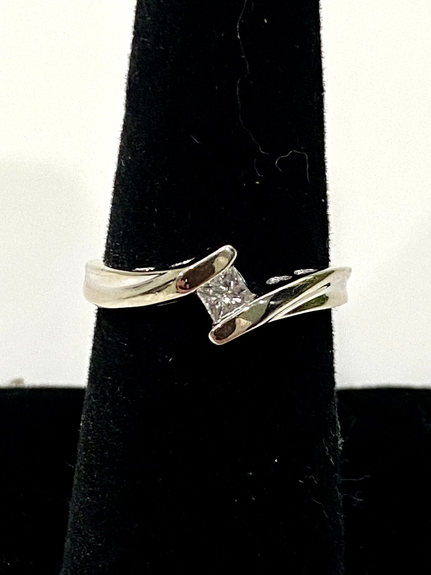 14k White Gold Princess Cut Diamond Ring