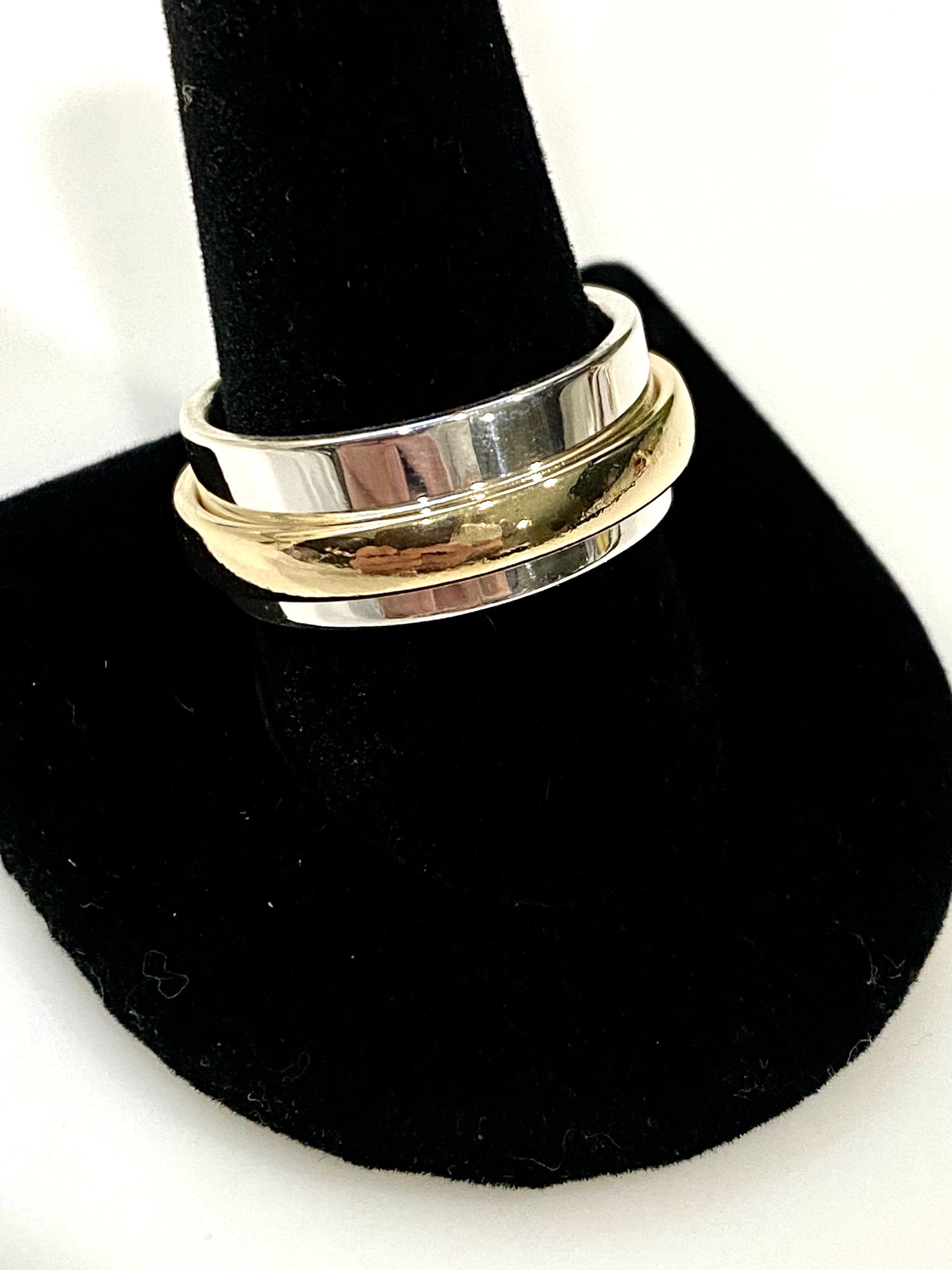 Gorgeous 10mm Sterling Silver & 14k Band