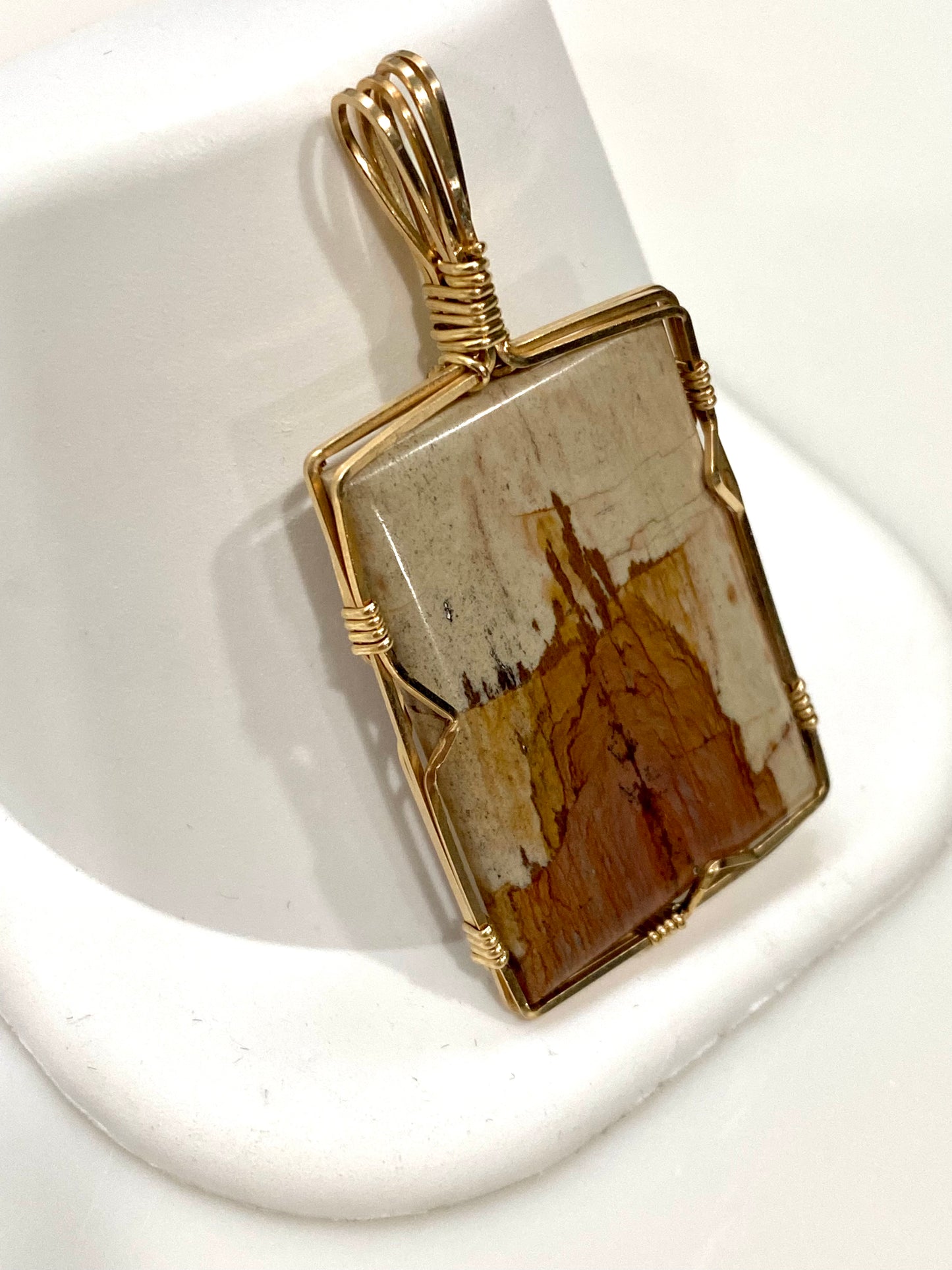 Natural Agate Wire Pendant Gold Filled