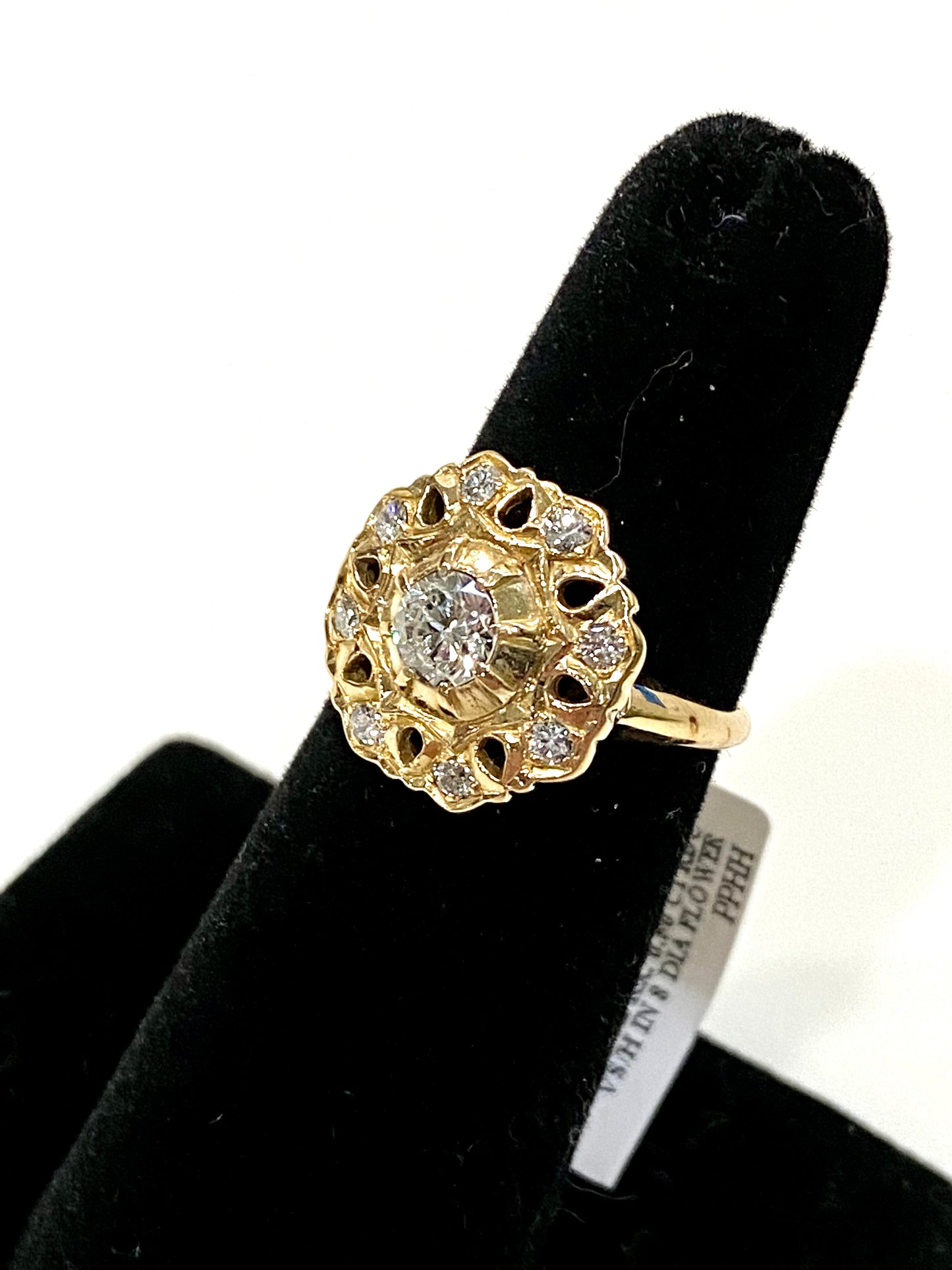 Vintage Style Gorgeous 14k Diamond Ring