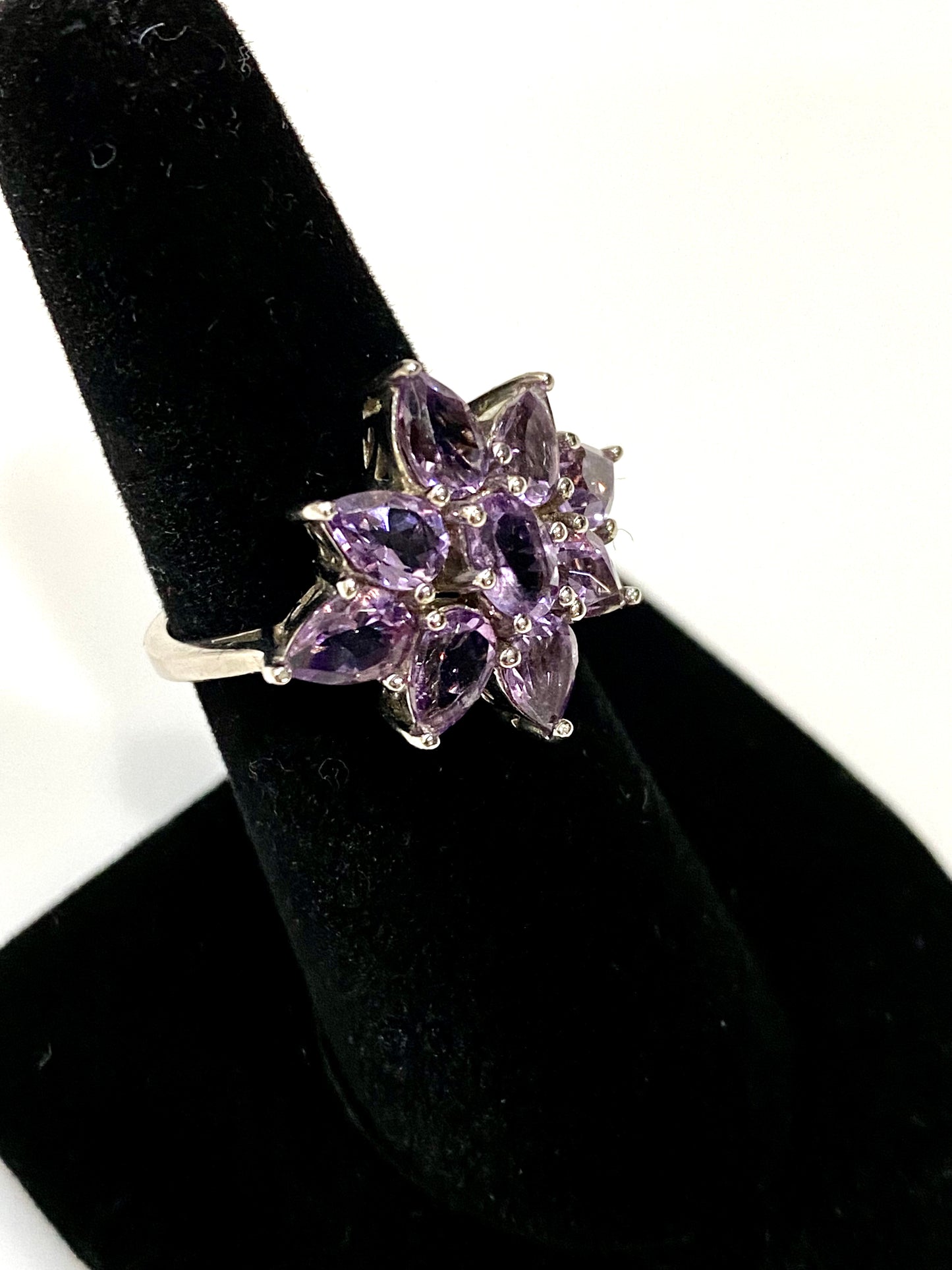 BEAUTIFUL GENUINE AMETHYST STERLING SILVER RING