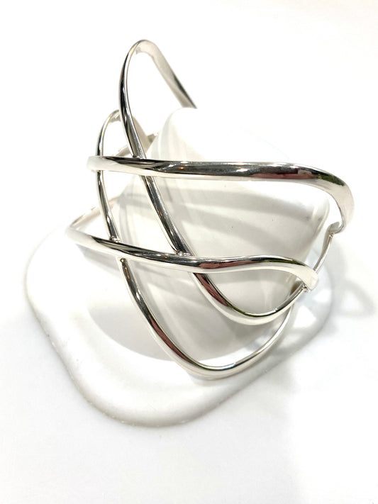 CROSSOVER SOLID STERLING SILVER CUFF BRACELET