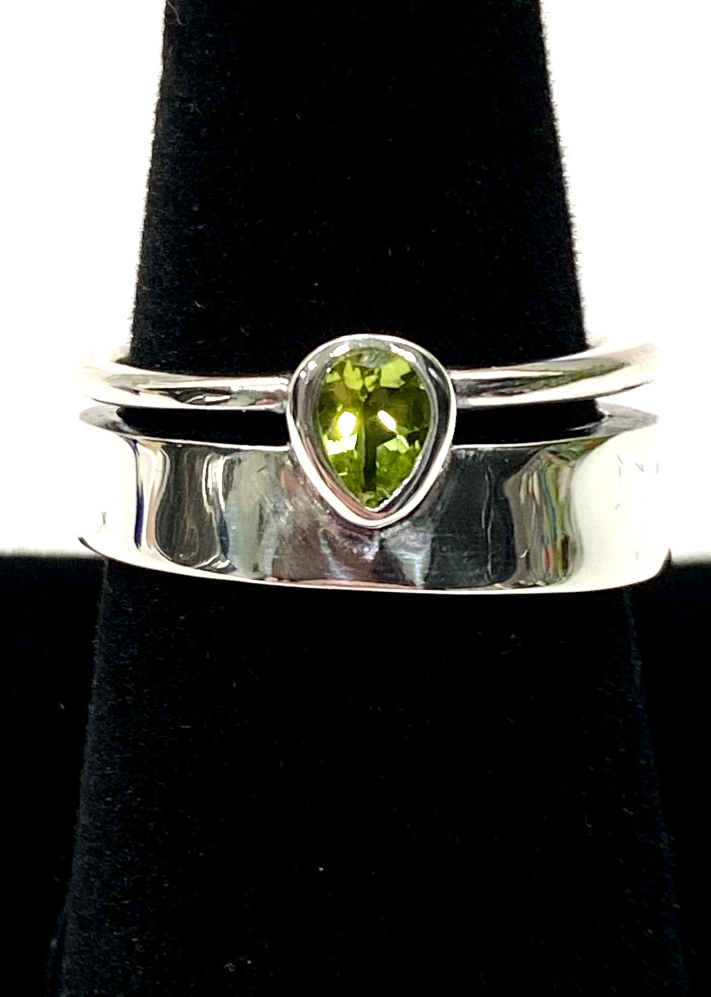 Modern Peridot Sterling Silver Ring